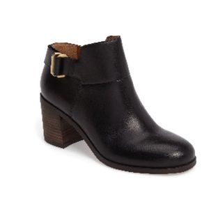 SARTO by Franco Sarto Matisse Bootie - Black Bally Leather
